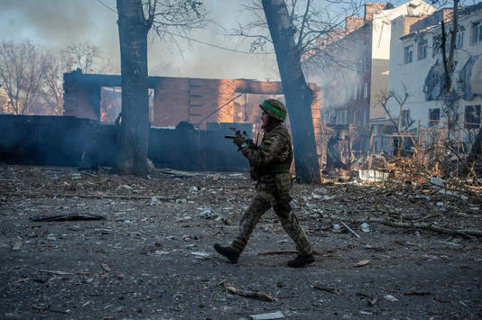 Países da Otan avaliam mais armas para Ucrânia; forças russas se aproximam de Bakhmut