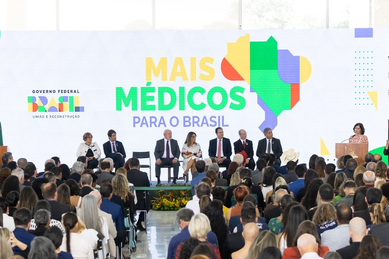 Edital abre mais de 6,2 mil vagas no Mais Médicos em todo o país