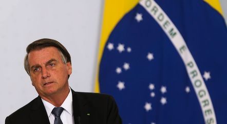 Jair Bolsonaro chega à PF para depor sobre ataques extremistas do 8 de Janeiro