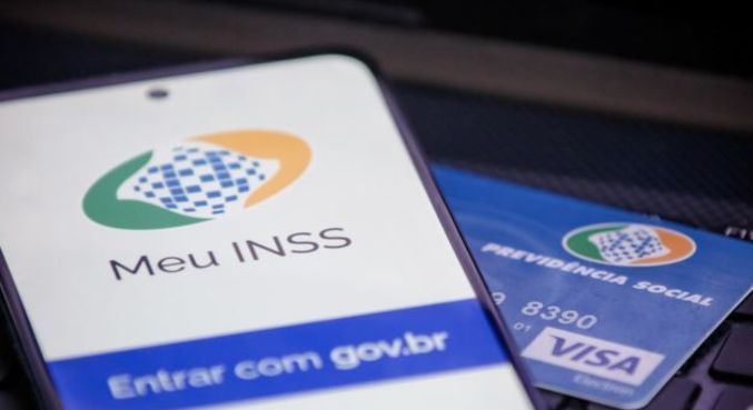 Fila de espera por benefícios do INSS volta a aumentar neste ano