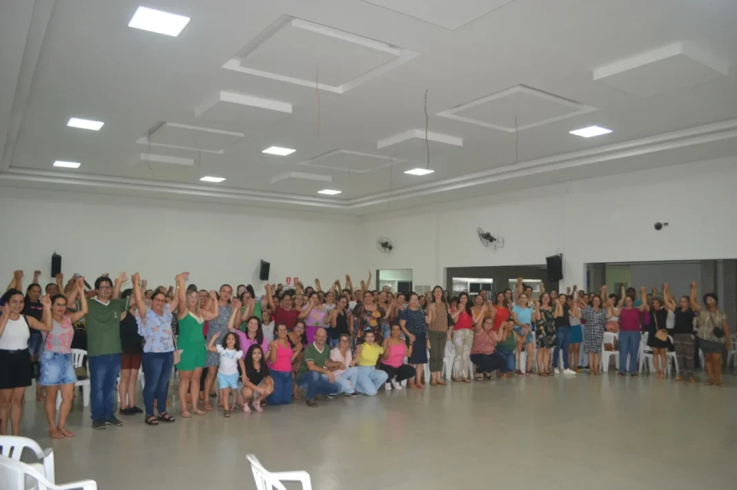 Servidores cumprem determinação judicial e encerram greve em Vilhena, mas afirmam: "a luta continua"