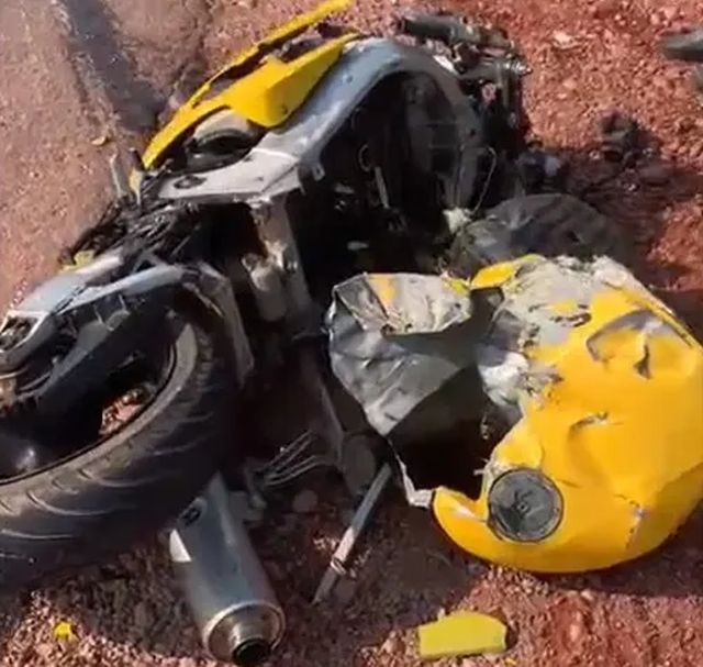 Homem morre após bater motocicleta na traseira de caminhonete em RO