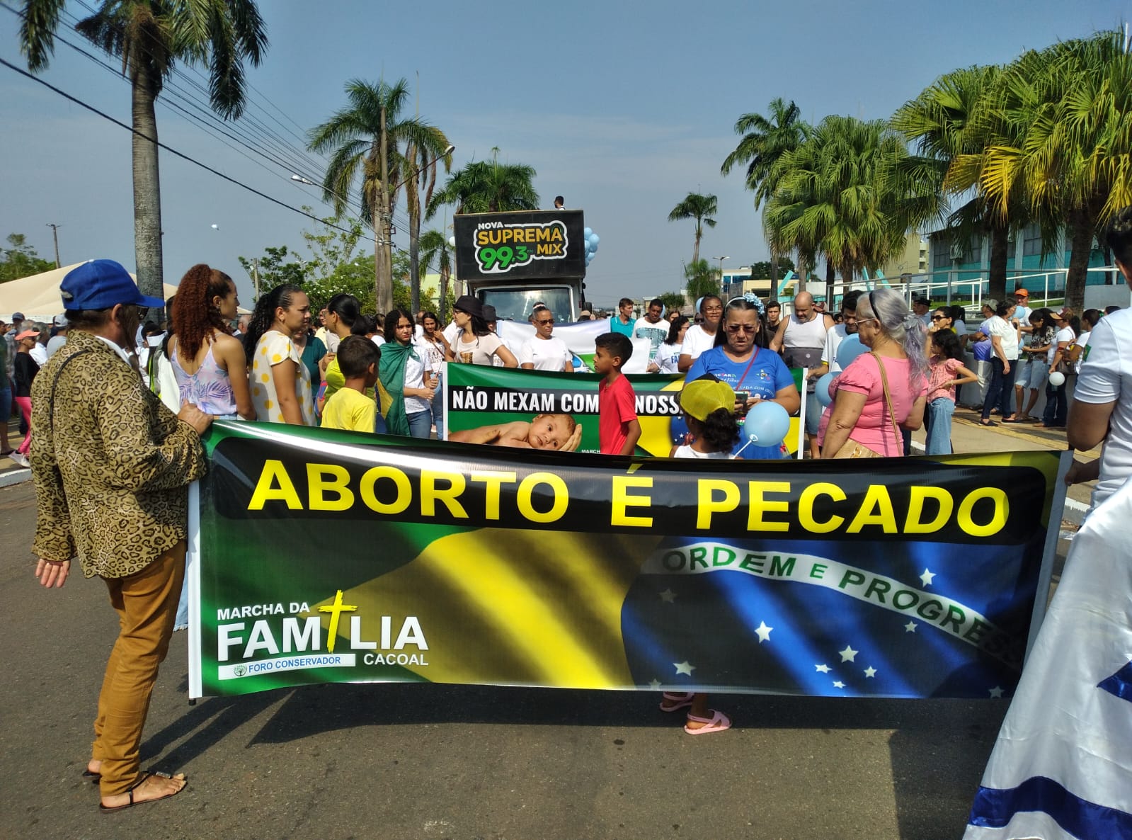 Religiosos foram as ruas de todo o Brasil dizer nao aos aborto – fotos Cacoal