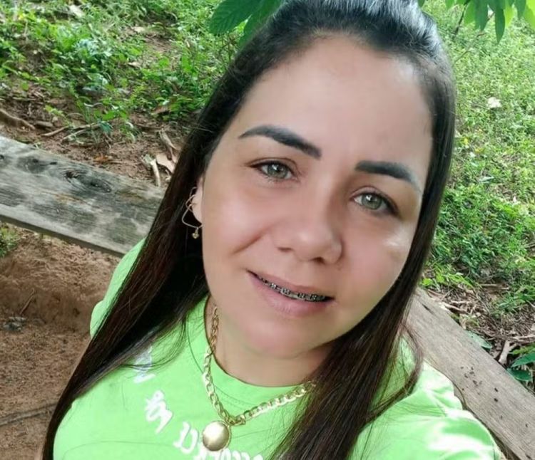 Passageira de moto morre após ser atingida por caminhonete na RO-487, em Cerejeiras