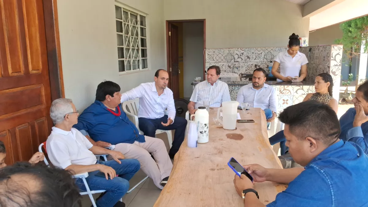 Encontro dos Pré-candidatos a Vereador do PDT em Cacoal com a Presença do Presidente estadual  do PDT Acir Gurgacz Promove Debate e Fortalece Alianças