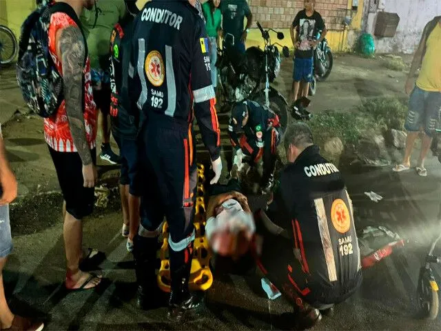 Em Porto Velho, motociclista fica em estado grave ao colidir com caminhonete