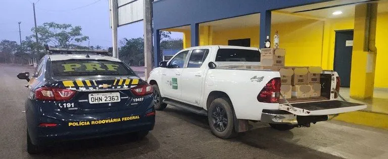 PRF apreende bebidas sem notas fiscais em Pimenta Bueno