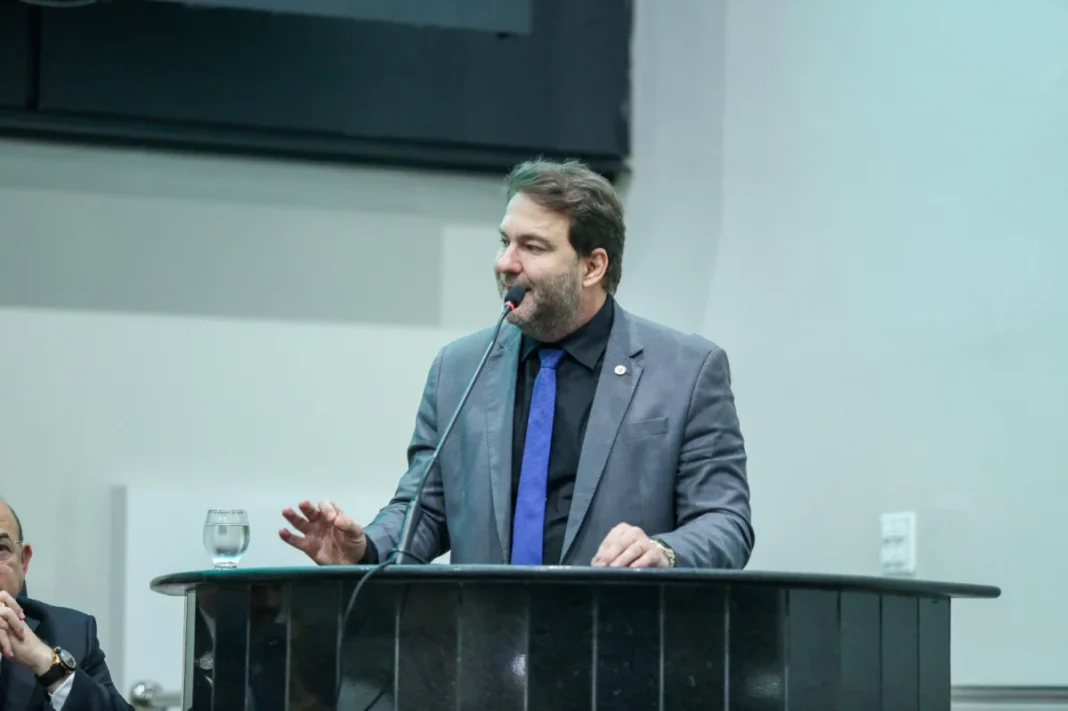 Deputado Alex Redano participa da reunião nacional de presidentes de Assembleias Legislativas em Belém