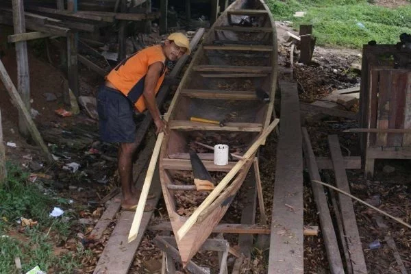 Na seca, Rio Juruá desafia o transporte no Oeste Brasileiro