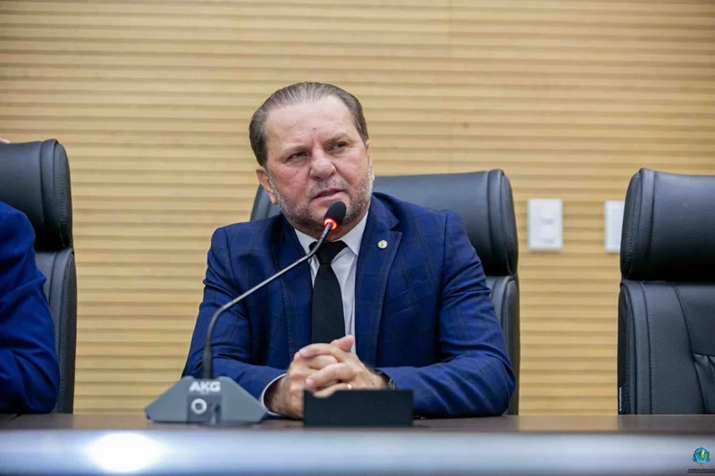 Cirone Deiró assegura mais recursos para Rolim de Moura