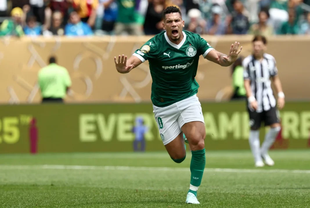 Palmeiras vence Botafogo na prorrogação e vai às quartas do Mundial