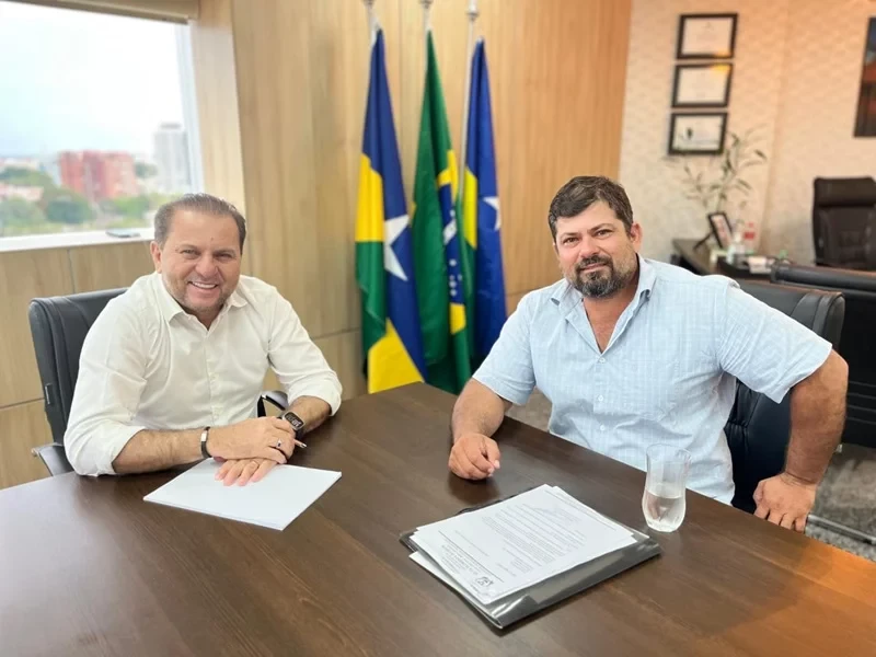 Cirone Deiró assegura recursos para festa de Alta Floresta