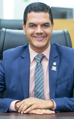 Deputado Cássio Góis