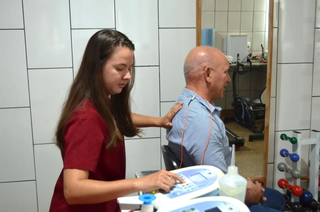 Ação de Ezequiel Neiva fortalece atendimento fisioterapêutico em Alto Alegre dos Parecis