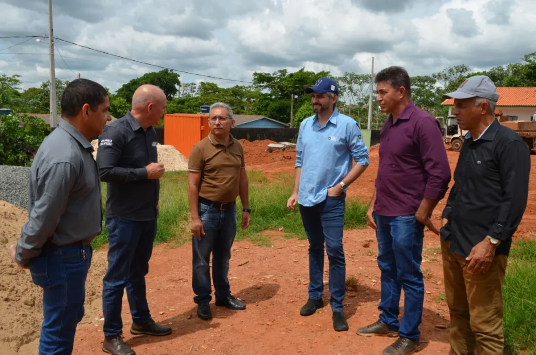 Obras de refeitório e cozinha são iniciadas em escola de Alto Alegre dos Parecis com emenda de Ezequiel Neiva