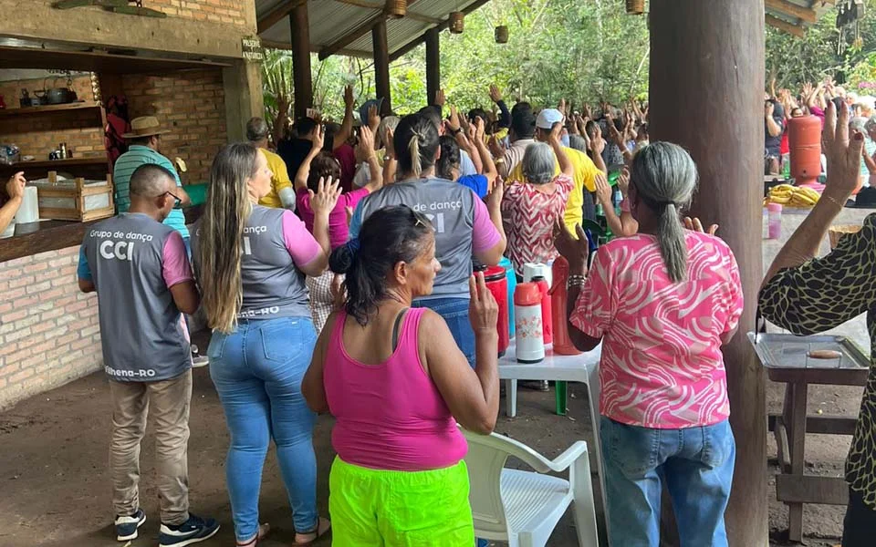 Encontro da Terceira Idade reúne mais de 600 idosos do Cone Sul na Chácara de Luizinho Goebel