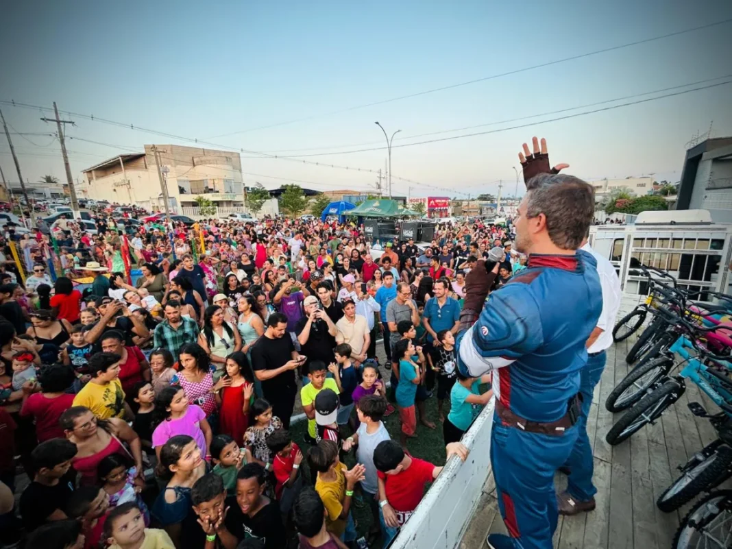 Deputado Delegado Lucas realiza maior Festa do Dia das Crianças na história de Buritis e reúne mais de 4 mil pessoas