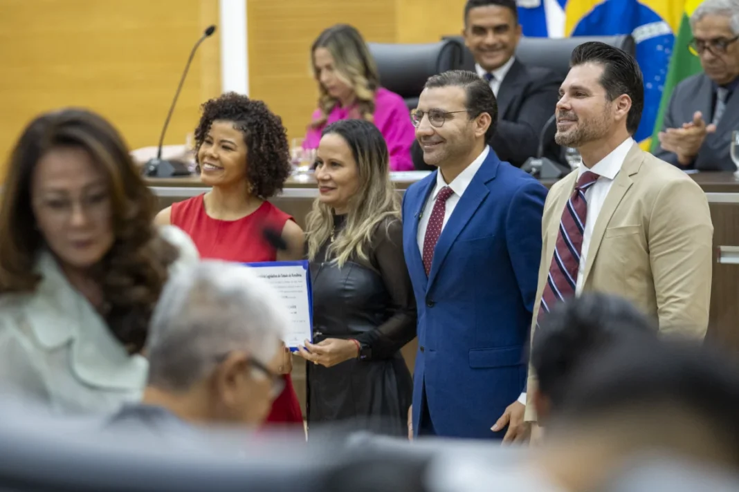 Deputado Ribeiro do Sinpol concede Votos de Louvor a Procuradores Autárquicos do Estado de Rondônia