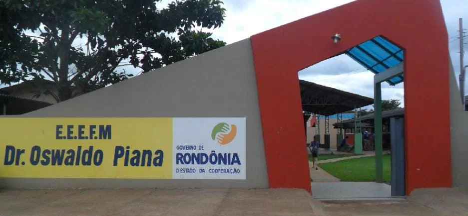 Deputado Luizinho Goebel apresenta indicações para melhorias na Escola Dr. Oswaldo Piana em Corumbiara