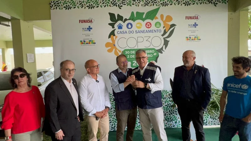 Ministro Padilha reforça papel da Funasa na COP30 em visita à Casa do Saneamento