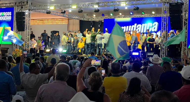 Evento com Flávio Bolsonaro em Ji-Paraná projeta pré-candidatos do PL para 2026 e fortalece Gil Cardoso em Cacoal
